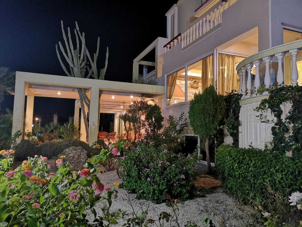 Louis Luxury Villa By Living In Blue Koskinou  Buitenkant foto